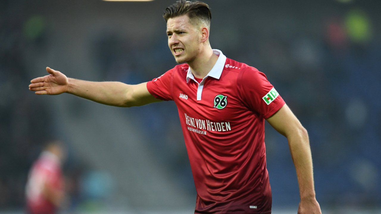 半岛体育娱乐-汉诺威足球队的比赛