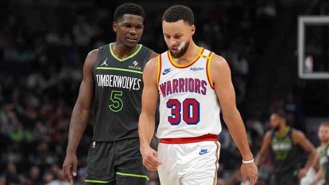 半岛体育官网-库里36分美国逆转塞尔维亚进决赛视频